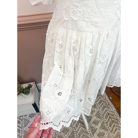 Marchesa Notte White Embroidered Minidress Size 8 NWT - Picture 6 of 12